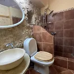Дом отдыха Traditional Stone House Lazarata