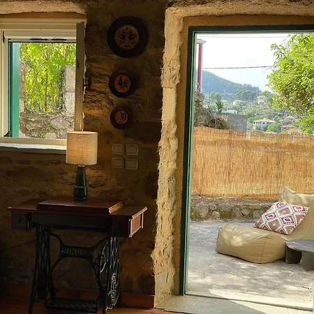 Casa de Férias Traditional Stone House *