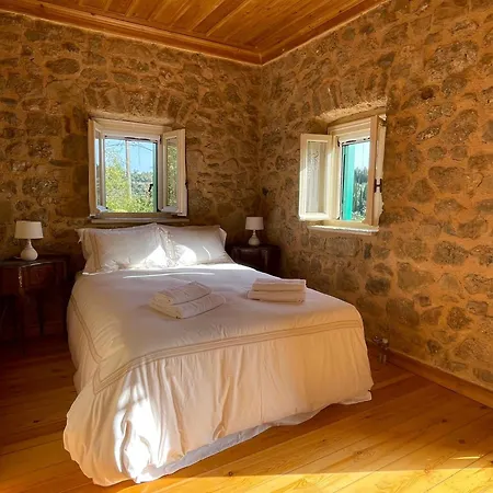 Casa de Férias Traditional Stone House *