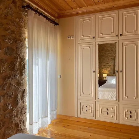 Casa de Férias Traditional Stone House Lazaráta