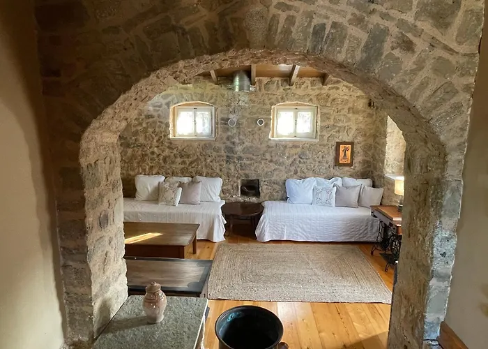 Dom wakacyjny Traditional Stone House